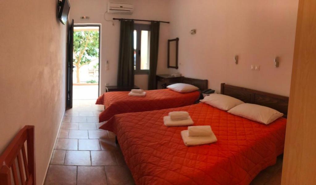 Petradi Aparthotel Livadi  Luaran gambar