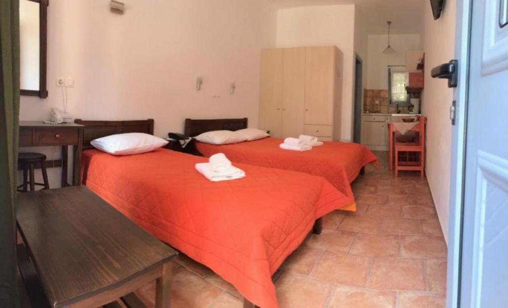 Petradi Aparthotel Livadi  Luaran gambar
