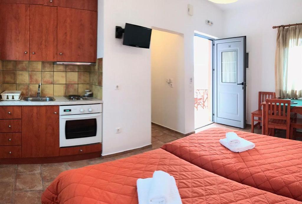 Petradi Aparthotel Livadi  Luaran gambar